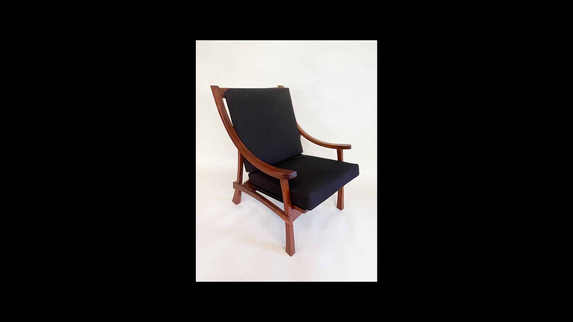 Zen-Arc-Lounge-Chair