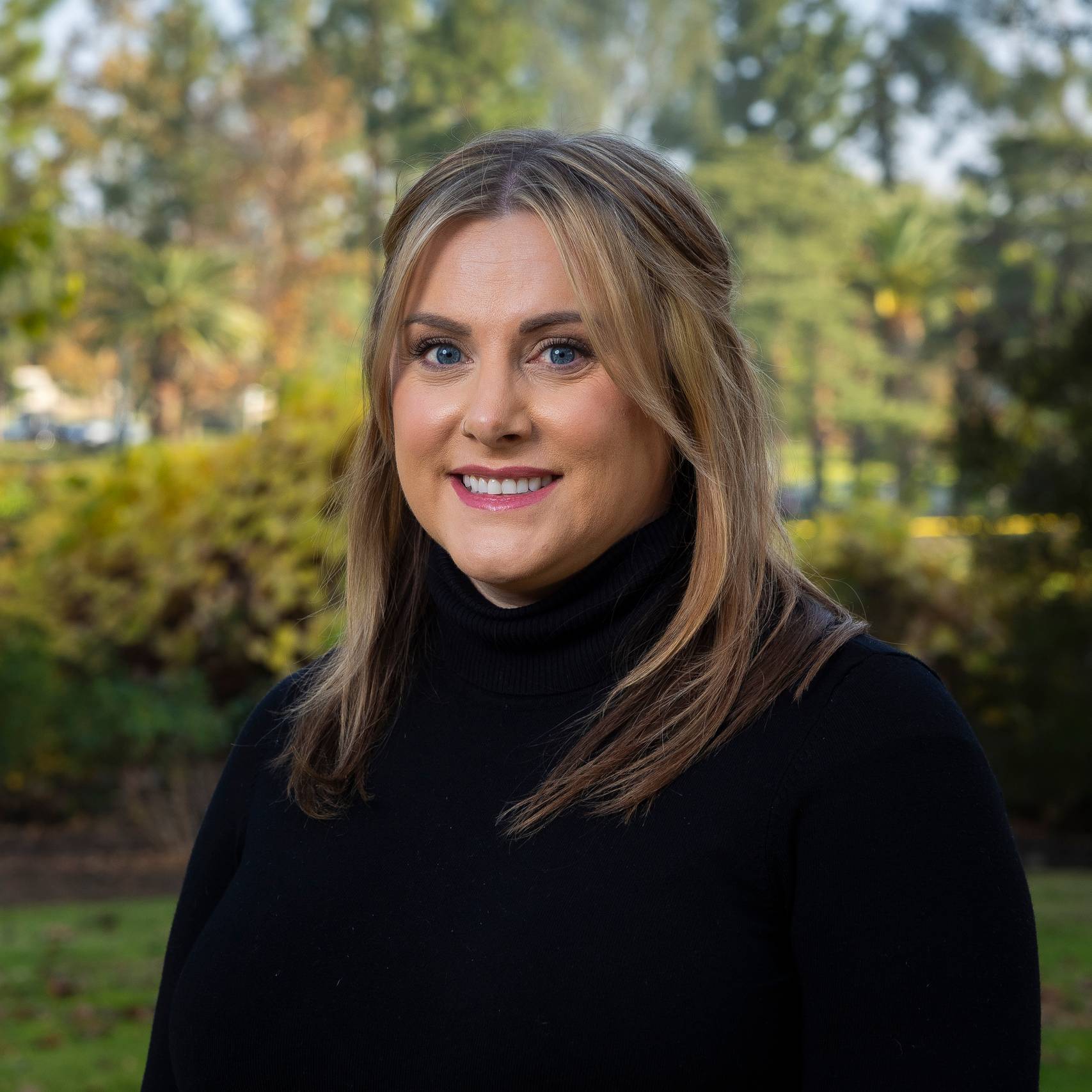 Charlotte Roth 1707x1707