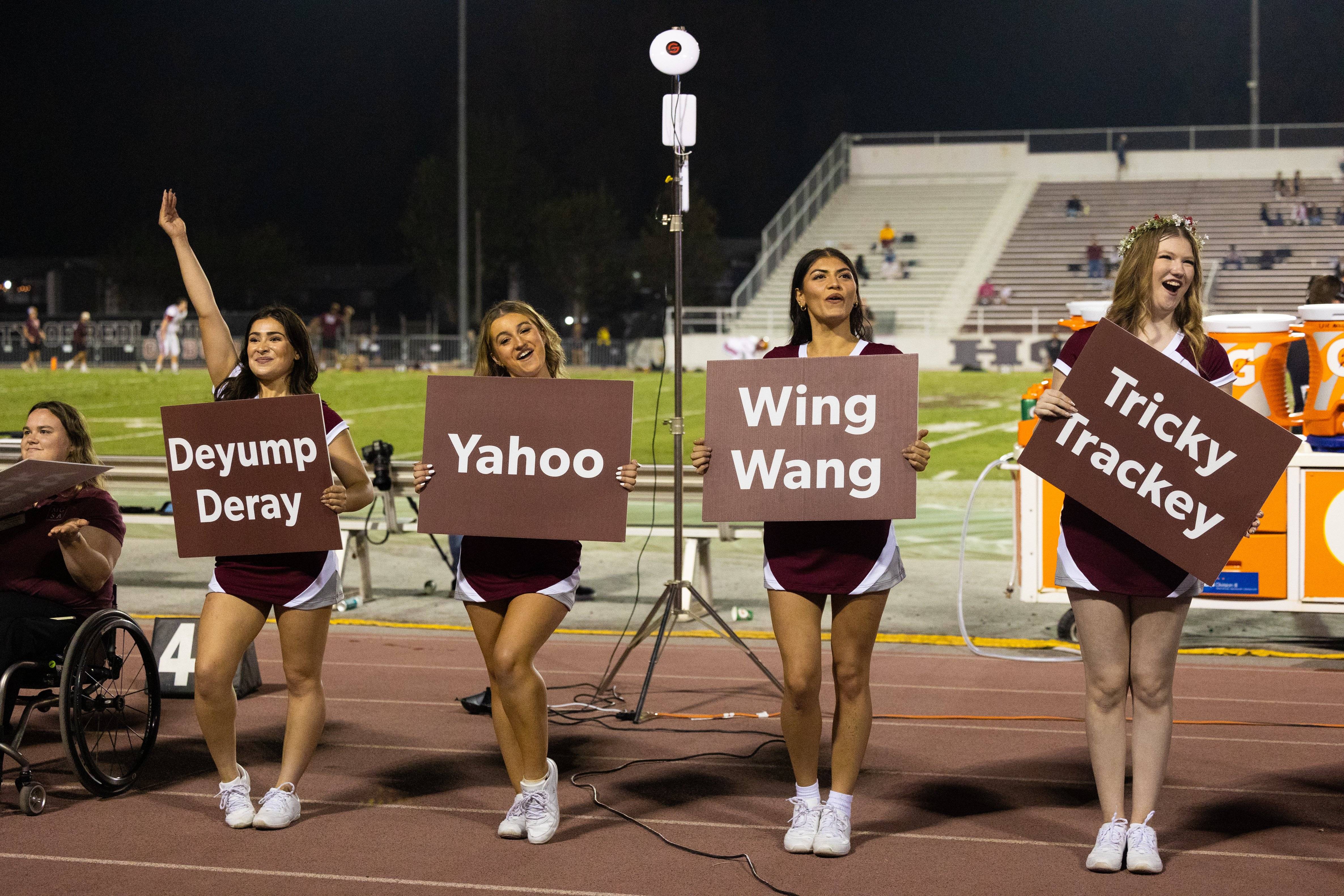 24-10-26 Football vs Claremont-FP - 1180