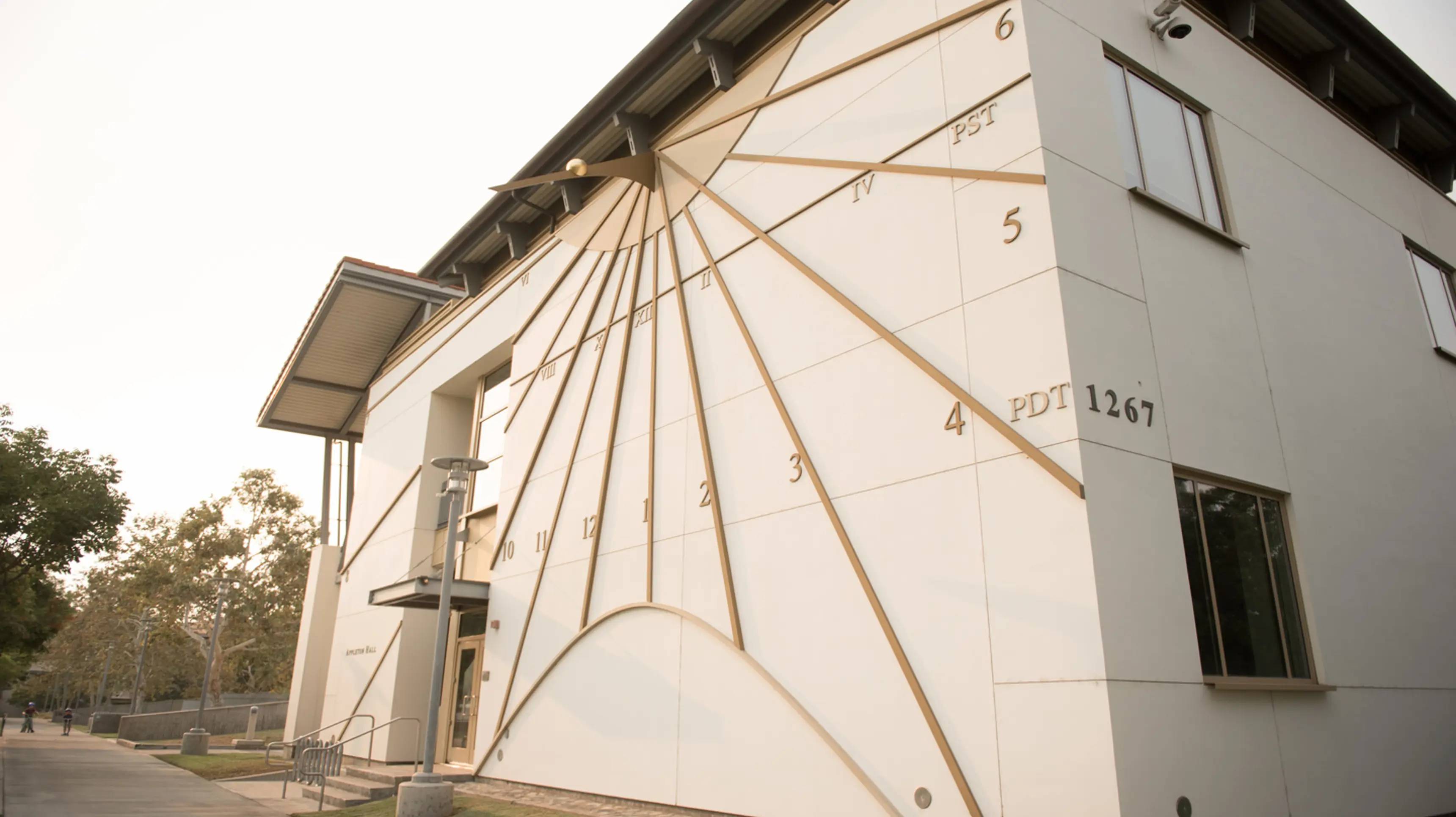 appletonhallsundial_20200915_cm-001