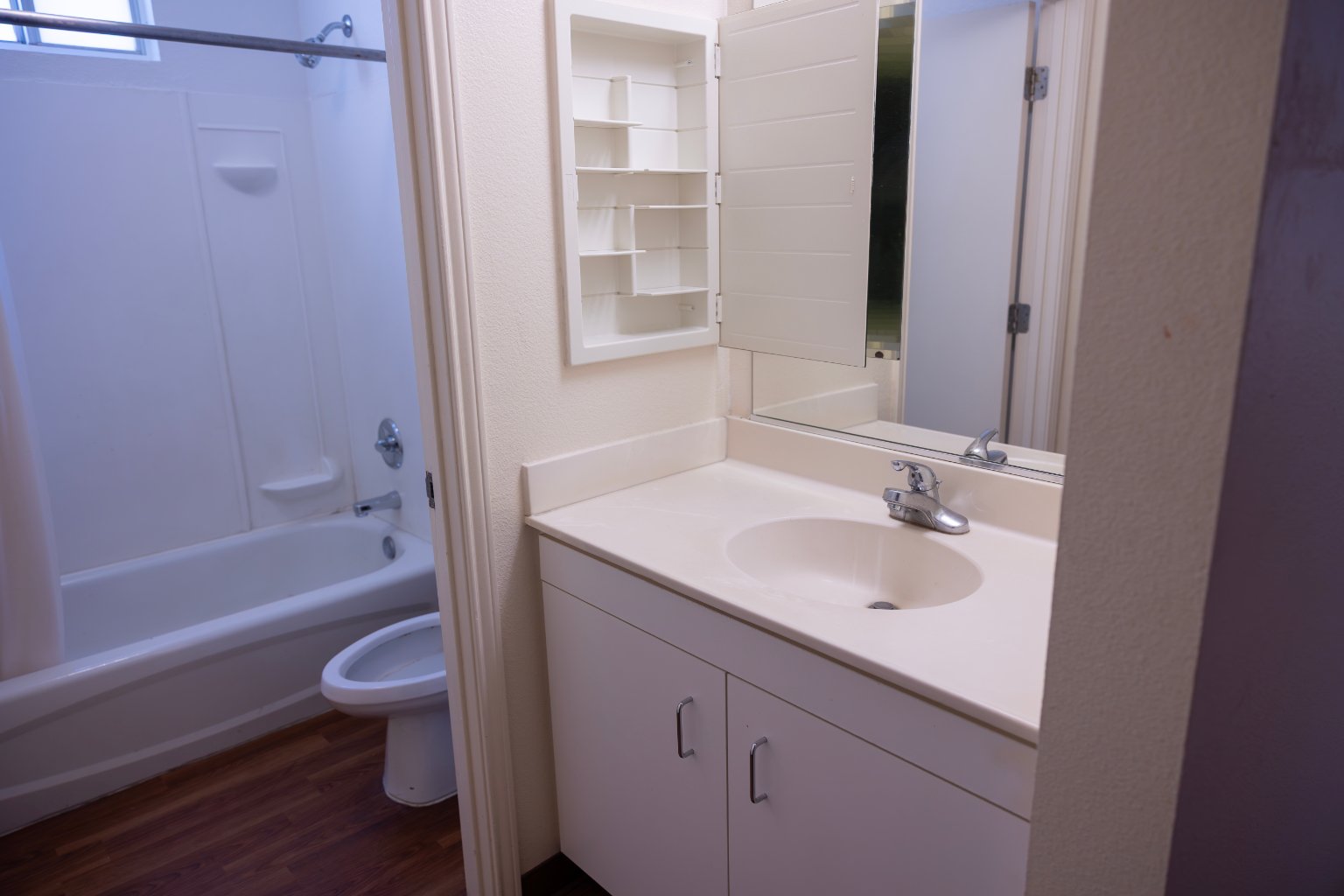 778A0950-Enhanced-NR