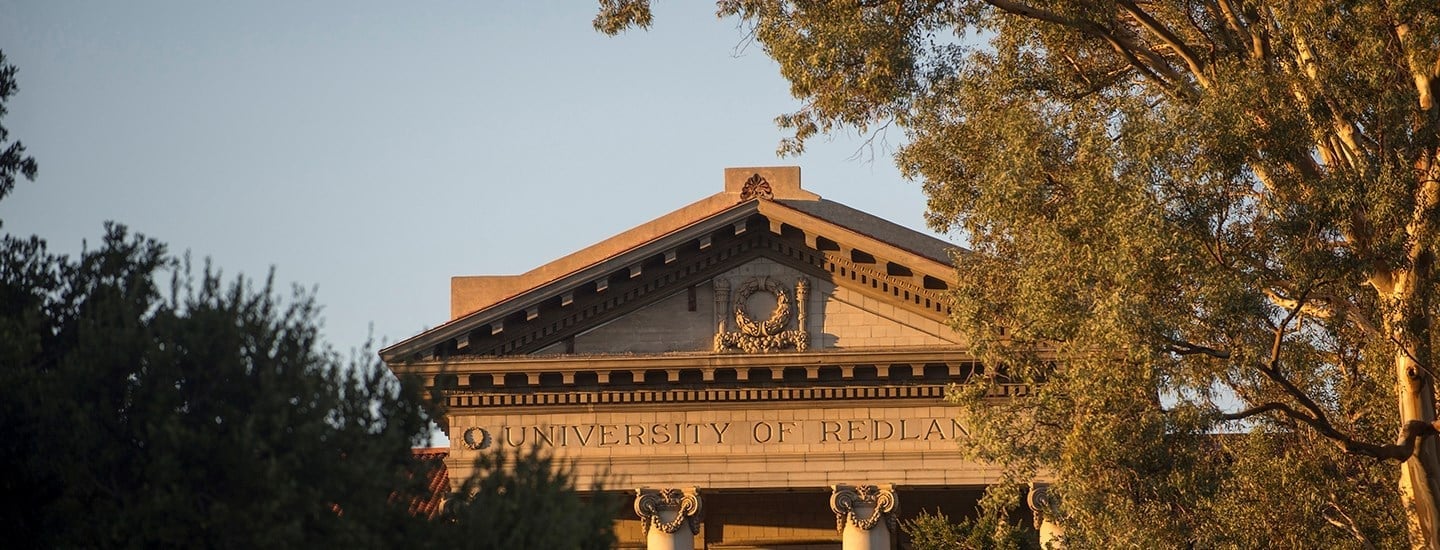 lester_102015_1290-r1-1440x550