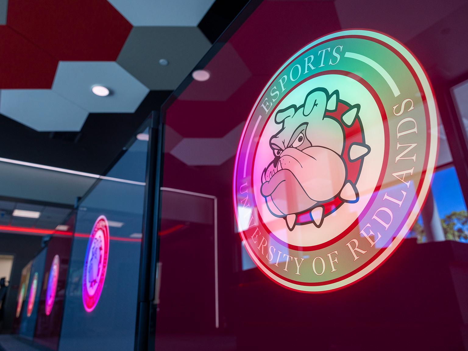 Media masthead - Esports room