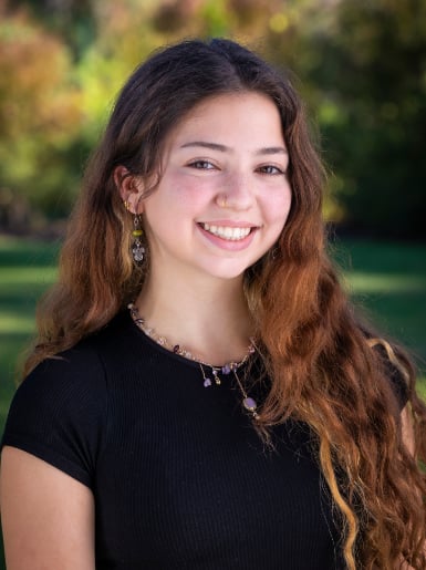 Annabelle Frank, &lsquo;27